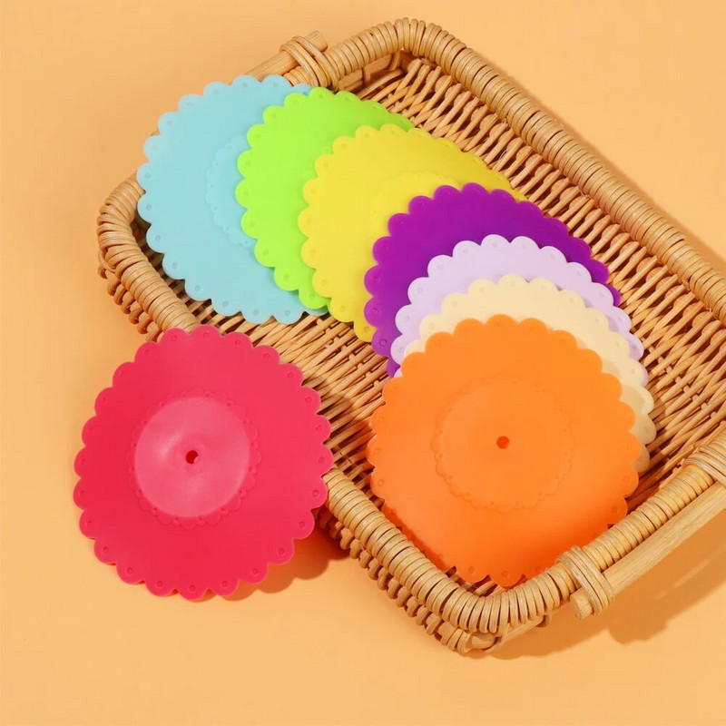 Naujas vaivorykštės spalvos silikoninis sandarus puodelio dangtis, šilumos išsaugojimo siurbimo dangtelis, daugkartinis netoksiškas nuo dulkių kavos puodelio priedas