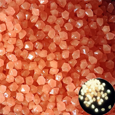 100/200 tk Pimedas helendav Dekoratiivne veeris Aiakaunistus Kivikesed Helendav kivi Õues Akvaariumi kaunistus