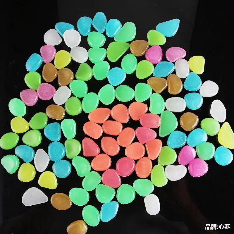 10/50/100 vnt. Švytinti tamsoje sodo akmenukai šaligatviui sodo terasai vejai sodo terasai žuvų bako akvariumo dekoras švytintis akmuo