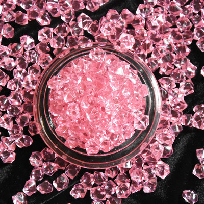 100 komada svečanih potrepština Simulacija ledenih kolača Dekoracije Lažne kocke Akrilne plastike Kristalni kameni rekviziti Blagdansko rođendansko dotjerivanje