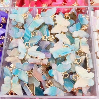 Nauji 16 spalvų Spalvingi mieli drugelių pakabukai „pasidaryk pats“ papuošalai, drugelių auskarai, papuošalų aksesuarai, didmeninė prekyba gyvūnų žavesiu