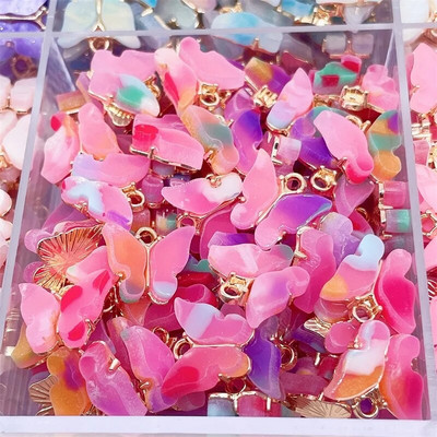 Nauji 16 spalvų Spalvingi mieli drugelių pakabukai „pasidaryk pats“ papuošalai, drugelių auskarai, papuošalų aksesuarai, didmeninė prekyba gyvūnų žavesiu