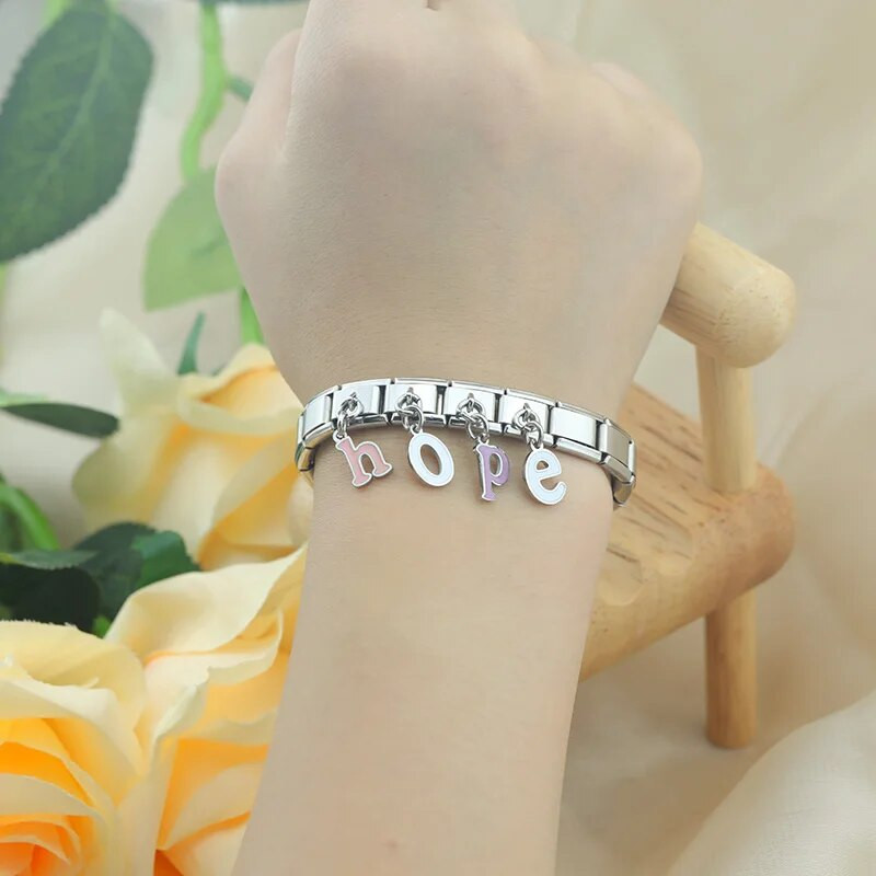 Hapiship 2024 Moterų Merginų Spalva Anglų AZ 26 Raidės Charm Itališkos Nuorodos Tinka 9mm Apyrankė Nerūdijančio plieno gamyba Papuošalai DJ865