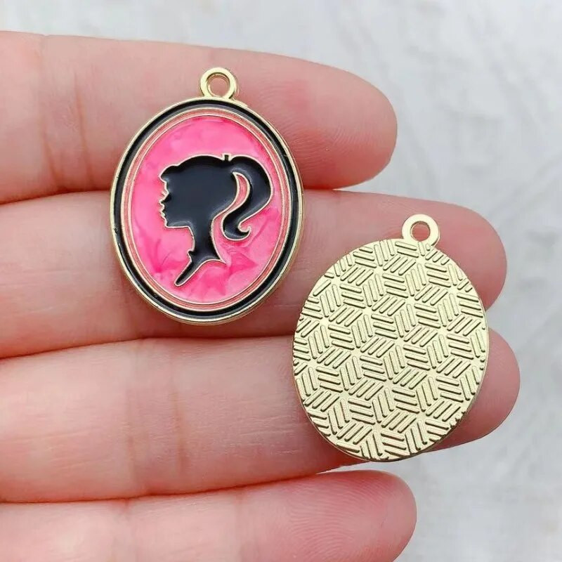 10 τμχ Χαρακτήρες κινουμένων σχεδίων Ροζ Γούρια από σμάλτο για κορίτσια Μεταλλικά σκουλαρίκια Κρεμαστό κόσμημα Αξεσουάρ DIY