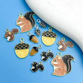 12 τμχ Γούρια από κράμα σμάλτου Dropping Oil Μικρά μενταγιόν σε σχήμα ζωικού σκίουρου και κουκουναριού για κοσμήματα Δημιουργία ευρημάτων Χειροτεχνία