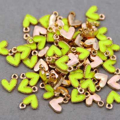 10 vnt Daili maža spalvinga širdies formos emalio žavesio visų spalvų mažytė širdelės žavesio pakabukas papuošalų karolių auskarų gamybai