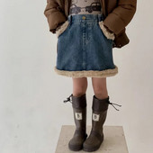 Traper suknja sa prošivenim šavovima za djevojke Nova zima 2023. u modnom korejskom stilu za djevojke, topla ležerna jednostavna suknja od baršuna visokog struka