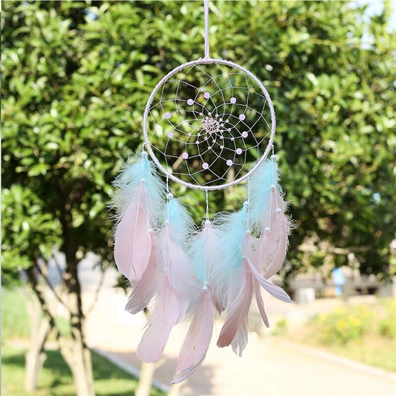 Svajonių gaudytojas vėjo varpeliai Meniniai varpeliai namų amatai Svajonių gaudyklės papuošalai kabantys miegamojo dekoras Dovana rankų darbo plunksna