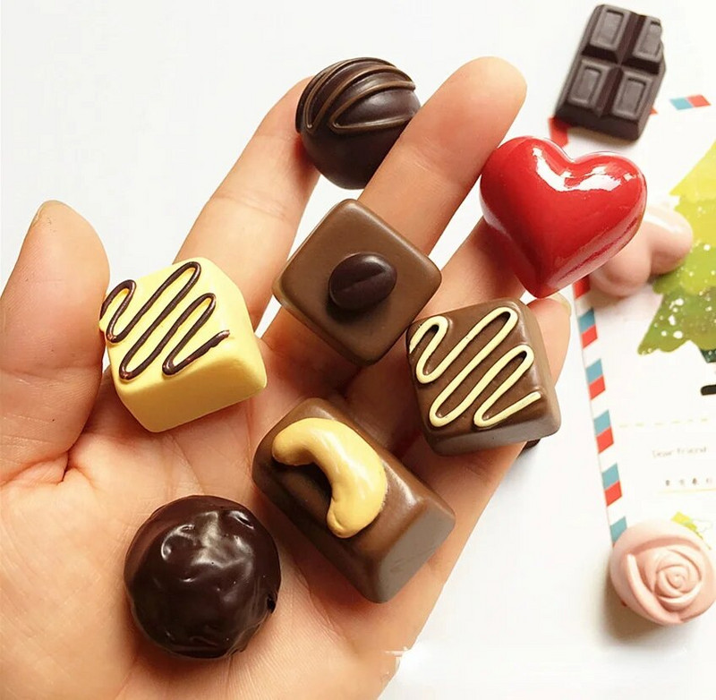 Simuleeritud šokolaadist külmkapi magnetvaiguga kolmemõõtmelised kaunid dekoratiivsed kleebised kodukaunistuseks