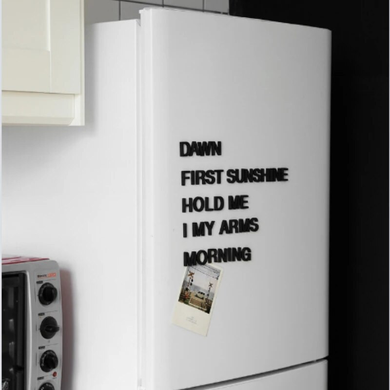 26tk Loomingulised tähtnumbrilised sümbolid must-valge külmkapi kodukiri kodukaunistus