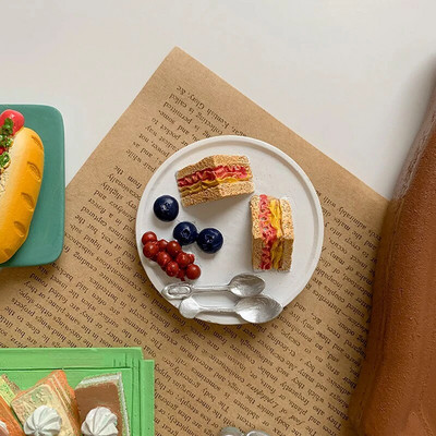Hrana Magnet za hladnjak Ručno oslikana poslijepodnevna čajna desertna torta 3D magneti za hladnjak Suveniri Magnetske naljepnice za hladnjak Poklon