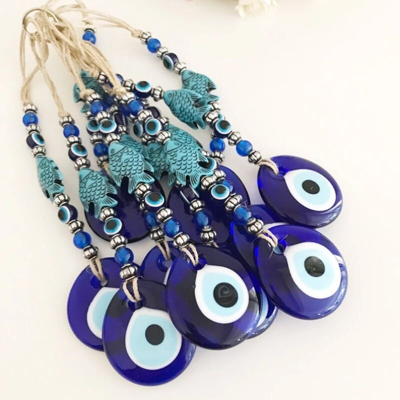 Lucky Eye Glass Blue Turkish Evil Eye Pakabukas Sienoje Kabantis Karoliukas Evil Eye Sienos dekoras Rankų darbo puošmena Žuvies žavesio kambario automobilio dovana