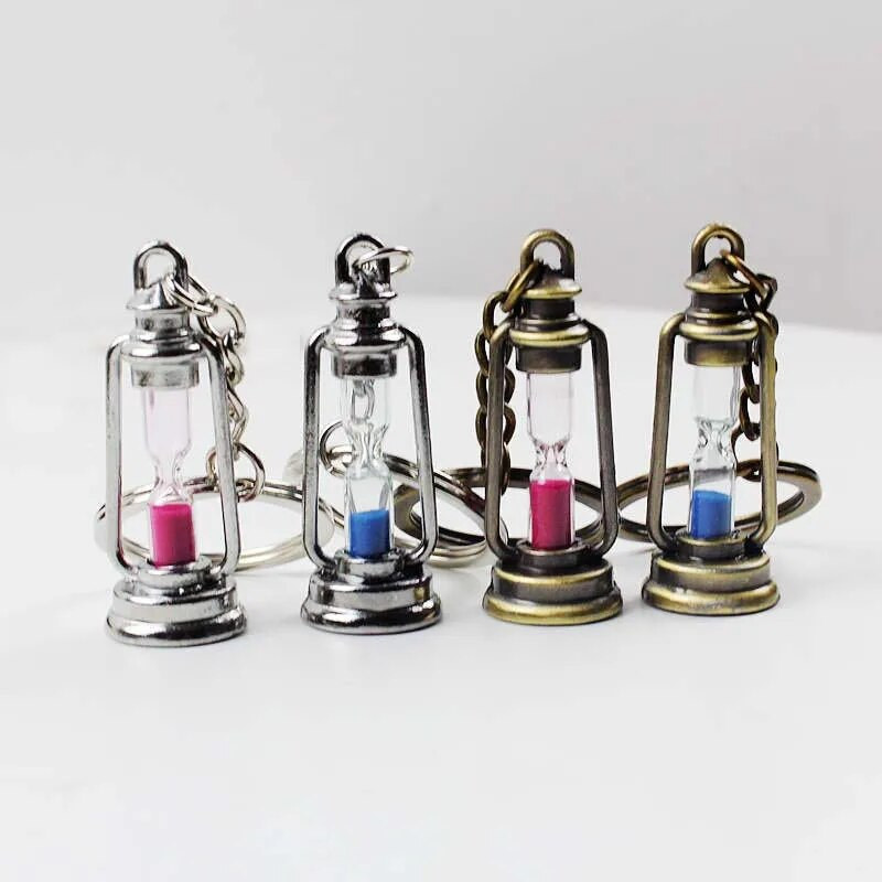 Žibalinė lempa Smėlio laikrodis Raktų pakabukas Vintažinio stiliaus Metalinis Laikmatis Laikrodis Kuprinė Žibintas Smėlio stiklas Raktų Pakabukas Pora Raktų Pakabukas Naujiena
