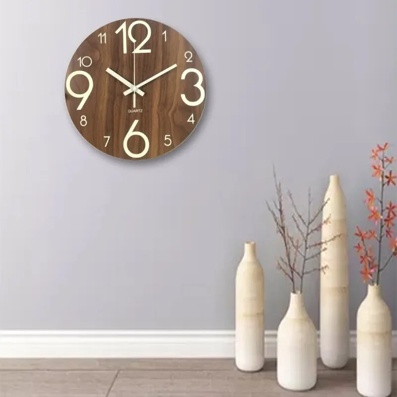 12-tolline seinakell helendav puidust ööhelk Nähtav põhjamaine vaikne kellakujundus koos öövalgusega magamistoa elutuppa kodu
