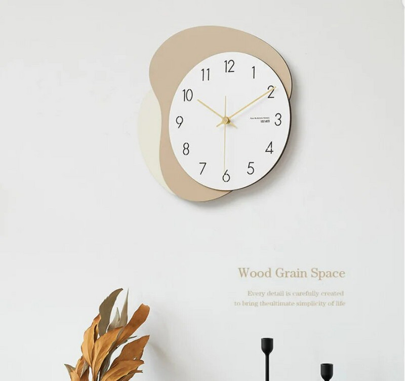 Šiuolaikinė svetainė Medinis sieninis laikrodis madingas miegamojo laikrodis asmenybės pakabinamas stalas namams kūrybingas atmosferinis kvarco laikrodis