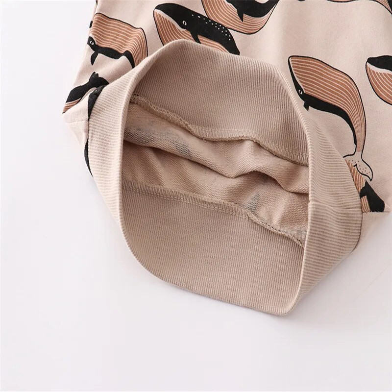 Šokinėjantys metrai Naujas atvykimas Ruduo berniukai Mergaičių megztiniai Medvilniniai banginių spaudiniai Karštai Parduodama Vaikiški drabužiai Ilgomis rankovėmis sportiniai marškinėliai