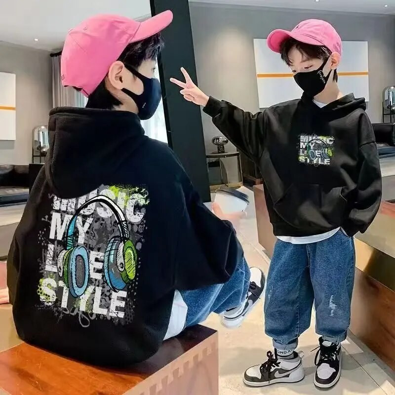 Populiarūs berniukų megztiniai pavasariui ir rudeniui Nauji vaikiški Top Nauji spaudiniai Rudens vidutinio dydžio vaikiški megztiniai megztiniai, gobtuvai