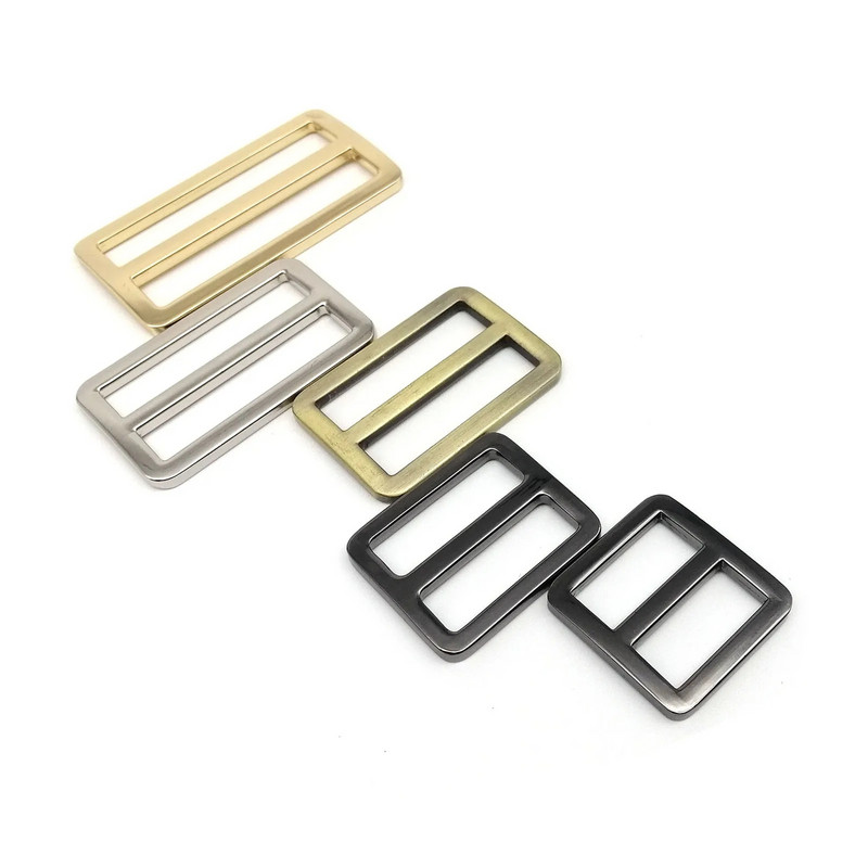 Metalinis aukštos kokybės pastorintas odinis krepšys, peties diržo dirželis, tinklelio stačiakampis, reguliuojamas trikampio kaiščio ritinėlio sagties slankiklio kilpa O žiedas