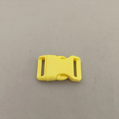 1 vnt / pakuotė Spalvinga plastikinė lenkta atsegama sagtis, skirta krepšio diržo diržams naminių šunų antkaklio kuprinė Paracord siuvimo priedai