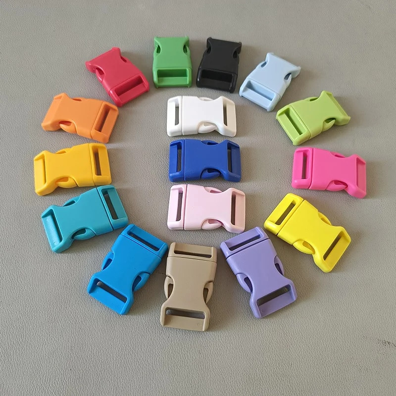 1 vnt / pakuotė Spalvinga plastikinė lenkta atsegama sagtis, skirta krepšio diržo diržams naminių šunų antkaklio kuprinė Paracord siuvimo priedai