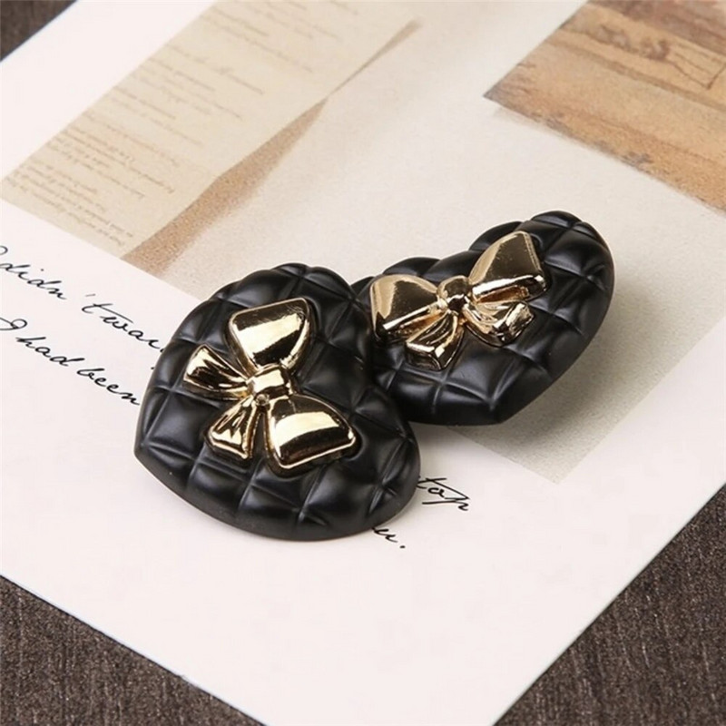 10tk 18/23mm must süda riidenööbid Mood Teemantvõre ruudukujulised lillenööbid Naiste kleit Kootud kampsuninööbid