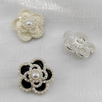 18/23 mm Камелия копчета за плетене Луксозни Declor Модни перлени мъниста Черно-бели метални копчета за шиене Аксесоари за шиене Направи си сам
