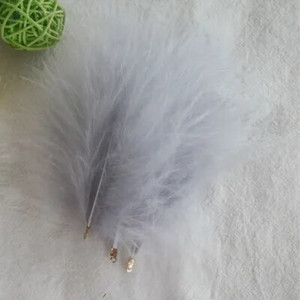 3–5 tolli 10–12 cm valged kalkuni suled, klamber kohev pulmapidu DIY ehted Dekoor Aksessuaarid Marabou sulgede viimistlus