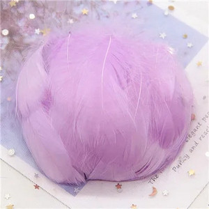 Pene naturale de gâscă 4-8 cm Pene de lebădă colorate plutitoare mici pentru artizanat Bijuterii de nuntă Decorarea casei Pene 100 buc