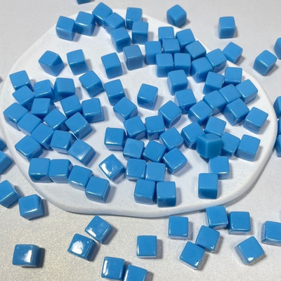 50 vnt / rinkinys 25 spalvų 8 mm kubas Skaidrus kietas skaidrus kvadratas spalvingi krištoliniai kauliukai šachmatų figūrėlės stačiakampis sietelis dėlionės žaidimui