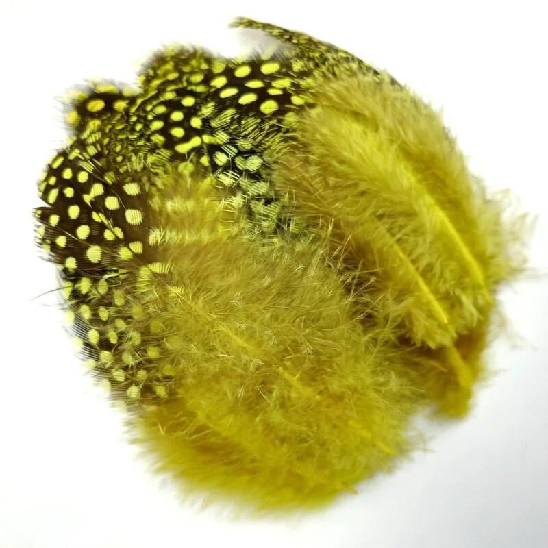 100 vnt/part Natūraliai dažytos perlinės vištos plunksnos Fazanas Viskas rankų darbo Egzotiški aksesuarai „Pasidaryk pats“ vakarėlio plaukų puošmena.