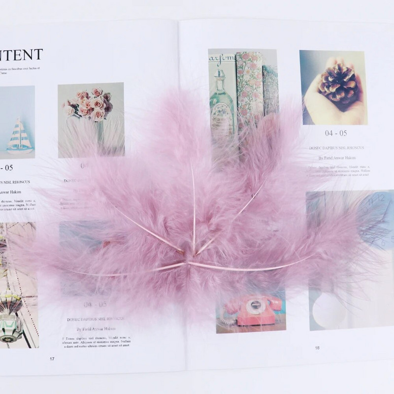 Aukštos kokybės 50 vnt./maišelis Kalakutienos plunksnos Pūkuotos ir minkštos Dažytos plunksnos „Pasidaryk pats“ papuošalai dekoratyviniai aksesuarai Dekoratyviniai amatai