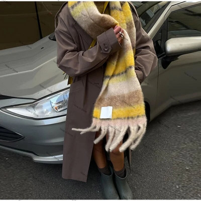 Women`s Cashmere Scarf Winter Warmth Stripes Shawl Luxury Long Thickened Mohair Rainbow Scarives Contrast Tassels Fashion Wrap