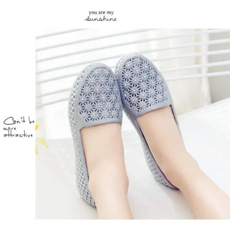 Кухи плоски сандали Дамски плитки плъзгащи се удобни дишащи прости ежедневни пътувания до работното място Корейска мода 36-41 лято на едро