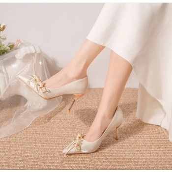 2023 Нови модни банкетни високи токчета с остри пръсти със златни кристали Черни дамски обувки с токчета