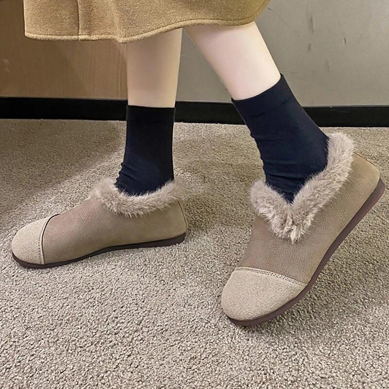 Мокасини Дамски обувки Равни обувки с козина 2024 Нови ежедневни неплъзгащи се зимни топли обувки Дизайнерски обувки от изкуствена кожа с кръгли пръсти Дамски уютни ботуши за сняг