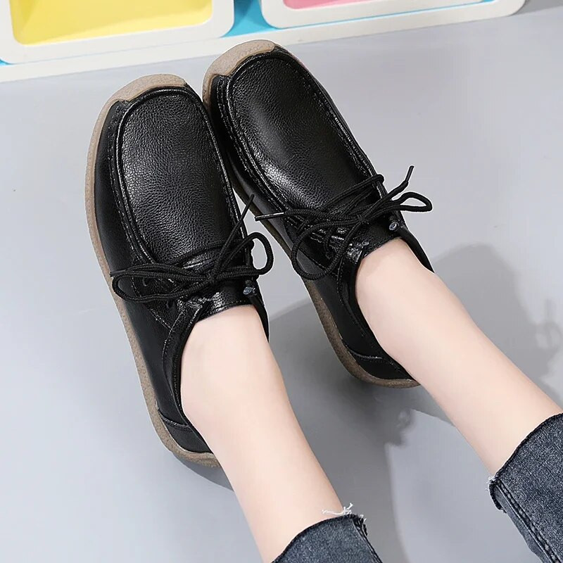 2023 г. Трансгранични нови бобови обувки Дамски обувки за майка от телешка кожа с мека подметка Ежедневни обувки Единични обувки с връзки