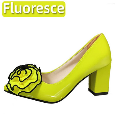 Aphixta Orange Big Rose Flowers 7cm Τετράγωνα Τακούνια Pumps Γυναικεία Παπούτσια Φοιτητικά και Ενήλικα Μυτερά Δάχτυλα Super Big Size 30-50