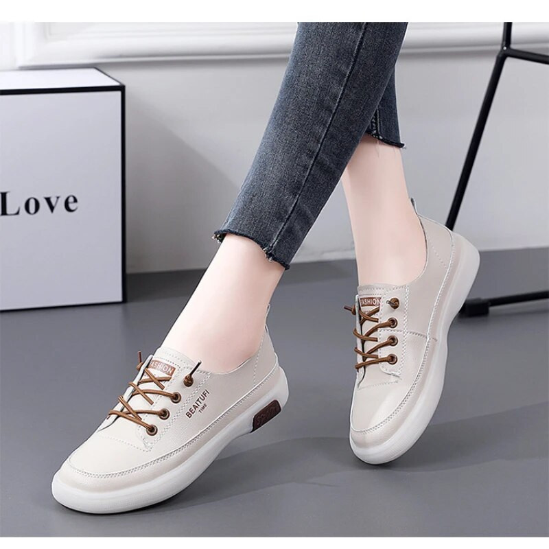 Дамски пролетни летни обувки с обувки за ходене Модни кухи маратонки Дамски ежедневни масивни вулканизирани обувки Мокасини Мокасини