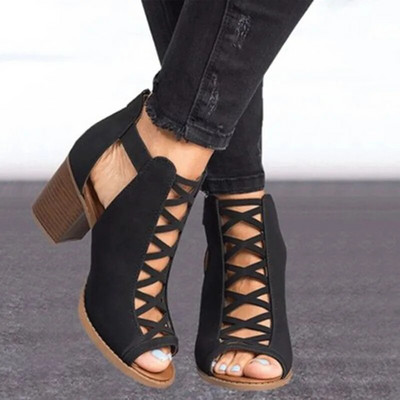 2023 Γυναικεία πέδιλα με τετράγωνο τακούνι Peep Toe Hollow Out Χοντροκομμένα σανδάλια Gladiator με λουράκι Μαύρα Ανοιξιάτικα καλοκαιρινά παπούτσια HVT791