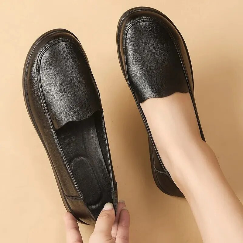 Vidēja vecuma augšējā slāņa govs āda mīksta apakšdaļa Mammu apavi rudens pretslīdes Vidēja vecuma ādas sieviešu apavi Ērti uzvelkami