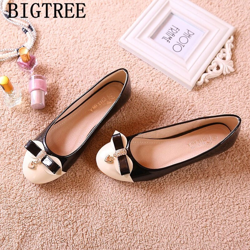 Ādas apavi Sieviešu slīdēšanas Luksusa Apavi Sieviešu Dizaineri Rhinestone Spring Kurpes Sievietēm Plakanas Modes Kāpuri Zapatos De Mujer