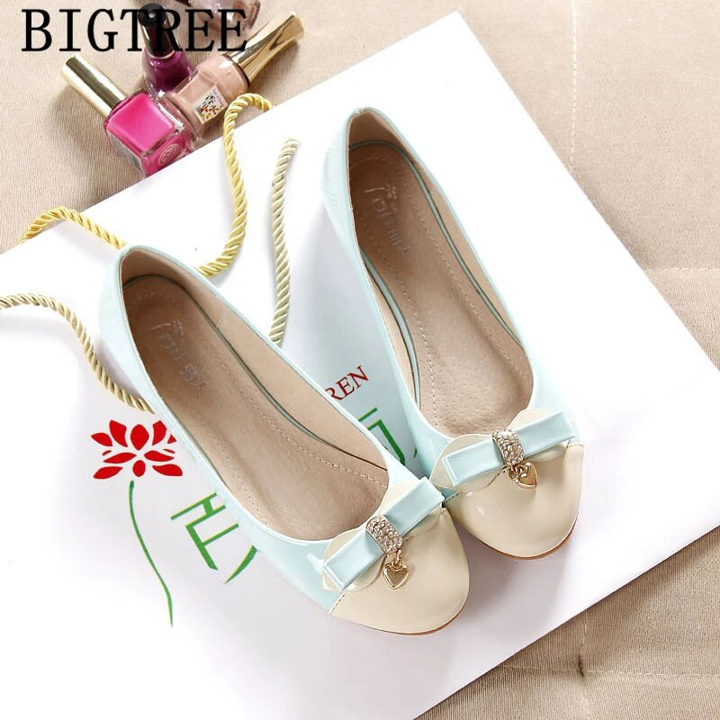 Ādas apavi Sieviešu slīdēšanas Luksusa Apavi Sieviešu Dizaineri Rhinestone Spring Kurpes Sievietēm Plakanas Modes Kāpuri Zapatos De Mujer