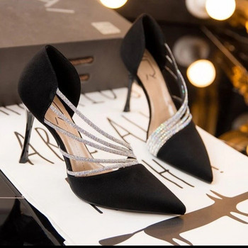 Нови есенни помпи Елегантни дамски вечерни парти обувки с висок ток Дамски заострени черни велурени обувки с каишки за жени