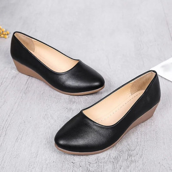Γυναικεία παπούτσια 2023 Καλοκαιρινή μόδα slip-on παπούτσια Γυναικεία στρογγυλά παπούτσια από καουτσούκ Γυναικεία επίπεδη παπούτσια Shallow solid παπούτσια για γυναίκες σχεδιαστής