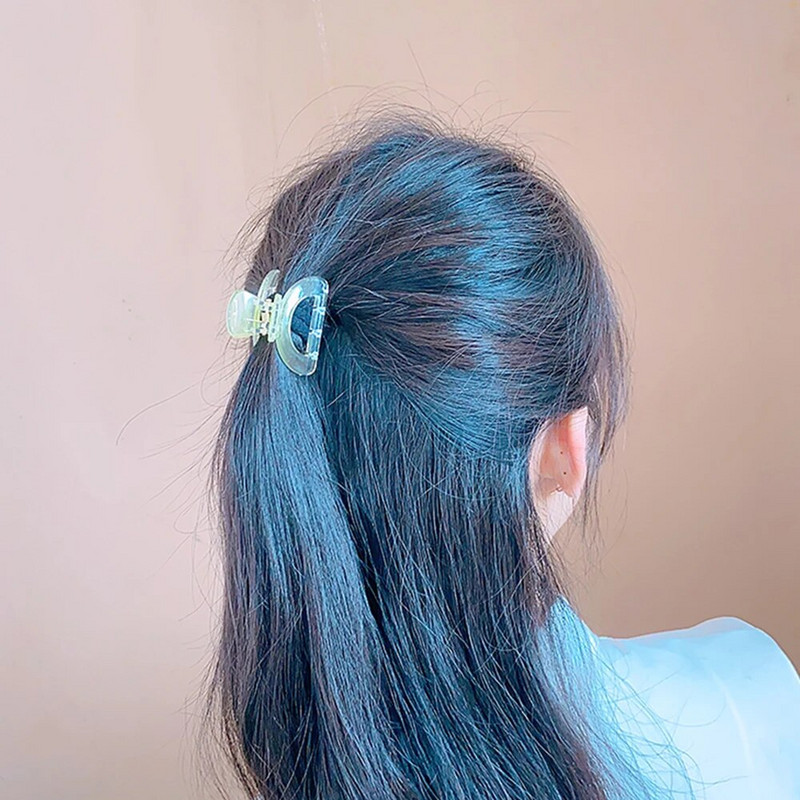 2023. gada modernas gradienta mazas melnas krabju matu sprādzes sievietēm, meitenēm, mini pusloku haizivs matu spīlēm matu aksesuāri