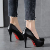 Pantofi de damă cu talpă roșie Tocuri înalte Sexy cu vârf ascuțit Talpă roșie 12 cm Pompe Pantofi pentru rochie de mireasă Nud Culoare neagră Fund roșu Tocuri înalte