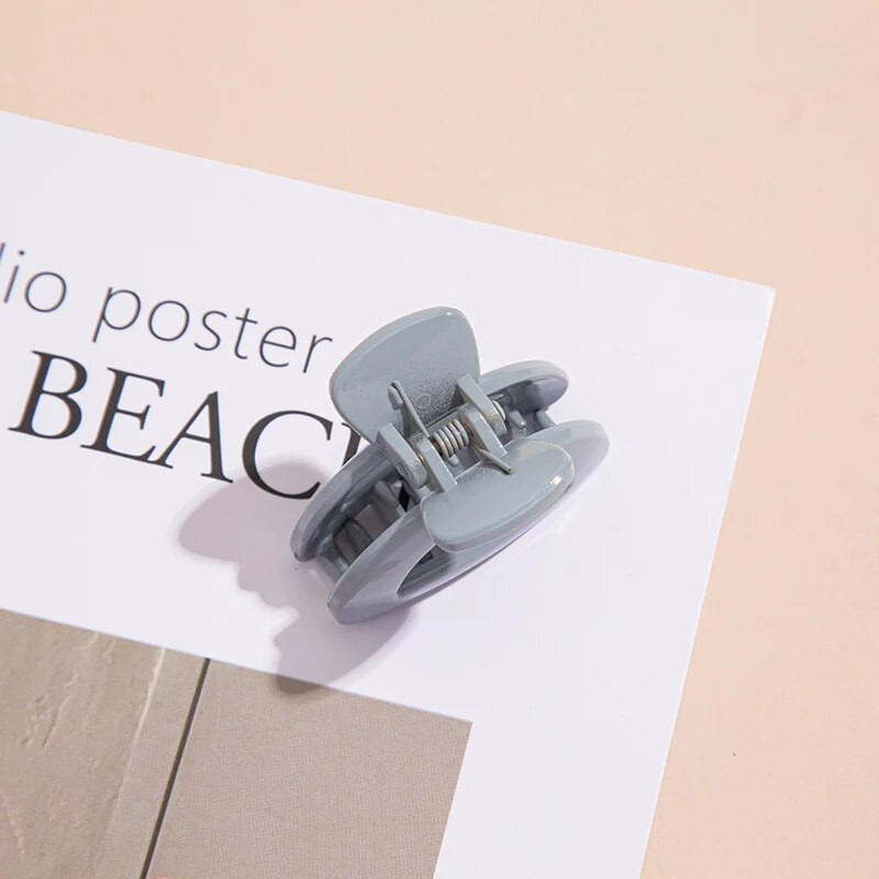 2023 Μοντέρνο ακρυλικό μικρό κλιπ μαλλιών καβούρι για γυναίκες Γυναικεία κορίτσια Μίνι κλιπ μαλλιών Crab Casual Barrettes Αξεσουάρ μαλλιών Χονδρική