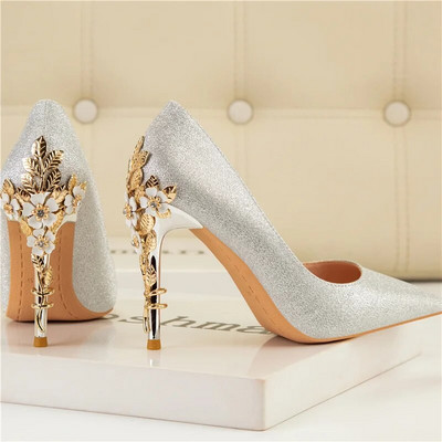 2023 Femeie 10 cm Tocuri înalte Pompe cu flori Damă Nuntă Mireasă Metal Carving Tocuri de lux Glitter Catwalk Stripper Party Pantofi albastri