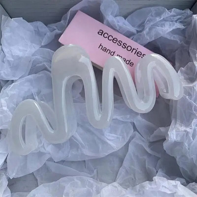 Μοντέρνα κλιπ Clip Crab Hair Clips INS Γυναικεία φουρκέτα πίσω από το κεφάλι 2023 Νέα ματ μεγάλη καρφίτσα καρχαρία καρφίτσες μαλλιών για γυναίκες