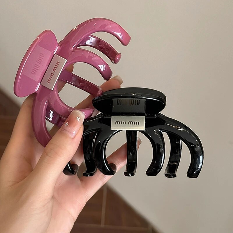 Korejiešu modes burtu matu sprādzes sievietēm zirgastes turētājs lielas akrila matadatas Matu rokturi Skavas spīles Barrette matu aksesuāri